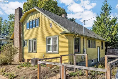 5806 NE Garfield Ave, Portland, OR 97211 - Photo 39