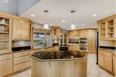 4635 NW Kahneeta Dr, Portland, OR 97229 - Photo 11