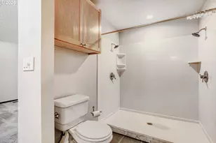 4635 NW Kahneeta Dr, Portland, OR 97229 - Photo 23