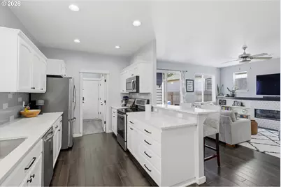 9118 N Haven Ave, Portland, OR 97203 - Photo 11