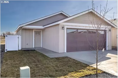 655 Jimmy St, Stanfield, OR 97875 - Photo 1