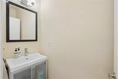 3067 NW Wilson St, Portland, OR 97210 - Photo 19