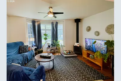 335 SW South Point St, Depoe Bay, OR 97341 - Photo 7