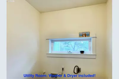 335 SW South Point St, Depoe Bay, OR 97341 - Photo 5