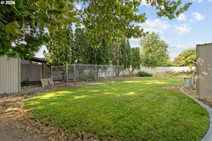 860 E Tamarack Ave, Hermiston, OR 97838 - Photo 23