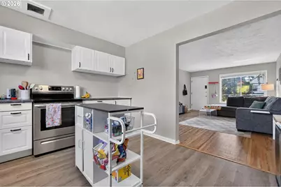 3911 NE Killingsworth St, Portland, OR 97211 - Photo 7
