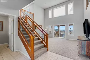 2415 SW Oakwood Dr, Dallas, OR 97338 - Photo 5