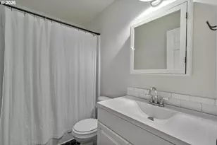 6223 N Yale St, Portland, OR 97203 - Photo 21