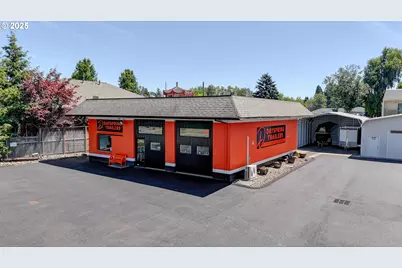 786 NE Burnside Rd, Gresham, OR 97030 - Photo 3