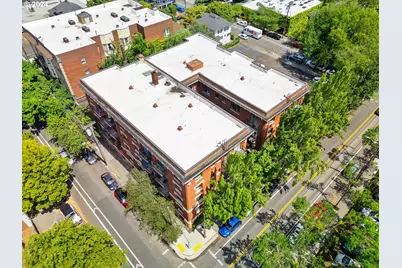 1829 NW Lovejoy St #104, Portland, OR 97209 - Photo 21