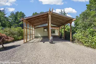 1600 Rhododendron Dr, Florence, OR 97439 - Photo 11