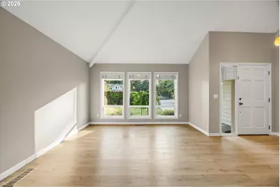 17226 Tualatin St, Lake Oswego, OR 97035 - Photo 5