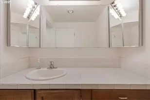 790 SE Webber St, Portland, OR 97202 - Photo 21