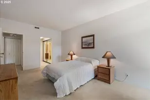 790 SE Webber St, Portland, OR 97202 - Photo 17