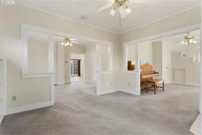 778 E Lincoln St, Woodburn, OR 97071 - Photo 9