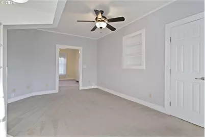 778 E Lincoln St, Woodburn, OR 97071 - Photo 13