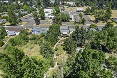 778 E Lincoln St, Woodburn, OR 97071 - Photo 3