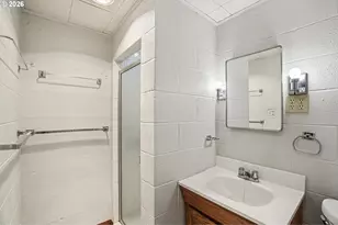 10985 SE Holgate Blvd, Portland, OR 97266 - Photo 35