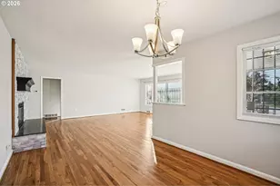 10985 SE Holgate Blvd, Portland, OR 97266 - Photo 11