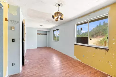 1499 NE Hillcrest Dr, Grants Pass, OR 97526 - Photo 19
