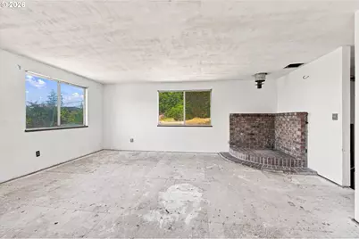 1499 NE Hillcrest Dr, Grants Pass, OR 97526 - Photo 9