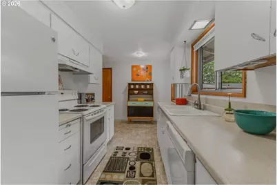 6303 SW 60th Ave, Portland, OR 97221 - Photo 13