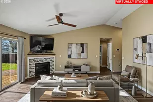 463 SE Pine St, Dallas, OR 97338 - Photo 19