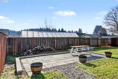 463 SE Pine St, Dallas, OR 97338 - Photo 27