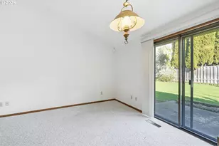 5070 NW Kahneeta Dr, Portland, OR 97229 - Photo 15