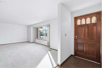 5070 NW Kahneeta Dr, Portland, OR 97229 - Photo 5