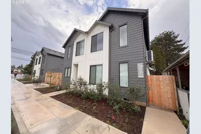 4719 NE 107th Ave #10, Portland, OR 97220 - Photo 1