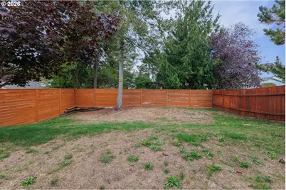 1651 29th St, Florence, OR 97439 - Photo 27
