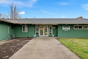 2046 W 14th Pl, Eugene, OR 97402 - Photo 27