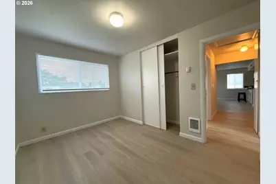 934 Pacific Ave, Coos Bay, OR 97420 - Photo 11