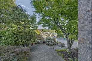 1407 SE Beech Pl, Gresham, OR 97080 - Photo 3