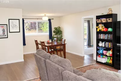 4527 Garden Ct, Salem, OR 97317 - Photo 5