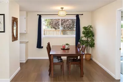 4527 Garden Ct, Salem, OR 97317 - Photo 9
