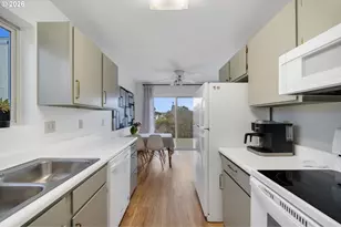 1801 NW Dolphin Ln, Waldport, OR 97394 - Photo 7