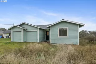 1801 NW Dolphin Ln, Waldport, OR 97394 - Photo 25