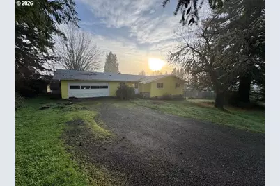 560 St John St, Sutherlin, OR 97479 - Photo 41