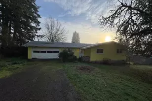 560 St John St, Sutherlin, OR 97479 - Photo 37