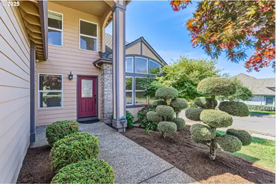 10939 SE Valley Way, Happy Valley, OR 97086 - Photo 3