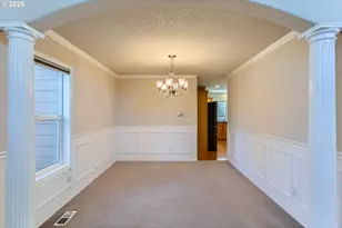 10939 SE Valley Way, Happy Valley, OR 97086 - Photo 9