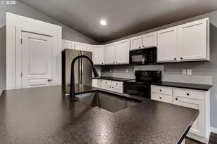 5854 Avalon St, Eugene, OR 97402 - Photo 11