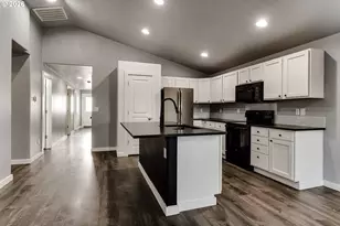 5854 Avalon St, Eugene, OR 97402 - Photo 9