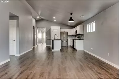 5854 Avalon St, Eugene, OR 97402 - Photo 7