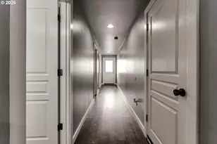 5854 Avalon St, Eugene, OR 97402 - Photo 25