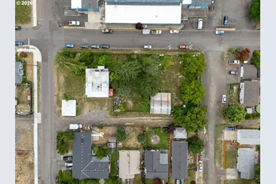 122 S 12th Ave, Cornelius, OR 97113 - Photo 11