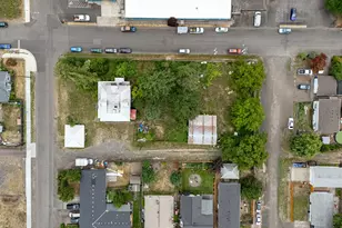122 S 12th Ave, Cornelius, OR 97113 - Photo 11
