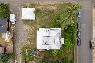 122 S 12th Ave, Cornelius, OR 97113 - Photo 7